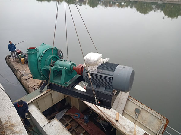 Centrifugal Dredge Pump Driven by Motor by Doris